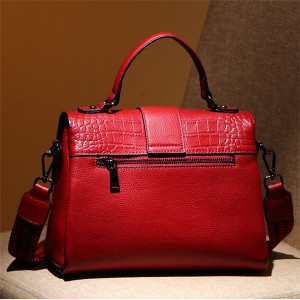 China’s high quality shoulder bag, fashion handbag price concessions