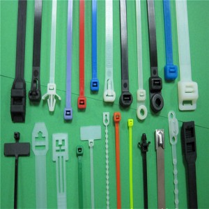 SL045   Nylon cable tie